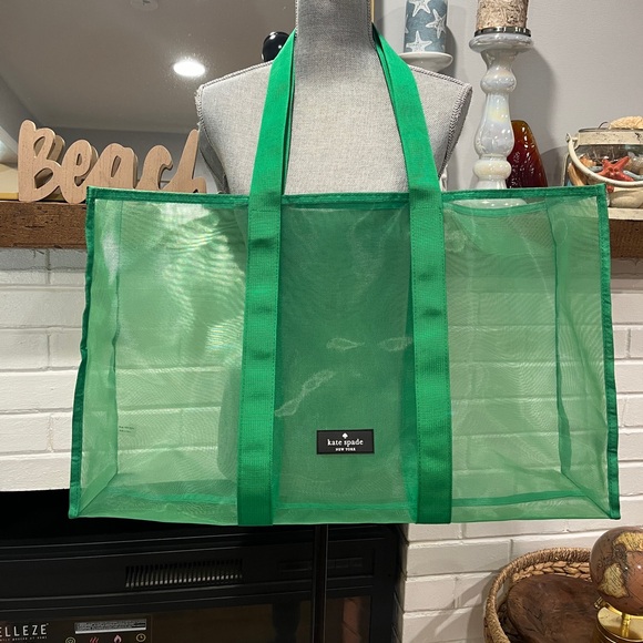 kate spade Handbags - Kate Spade Bag!